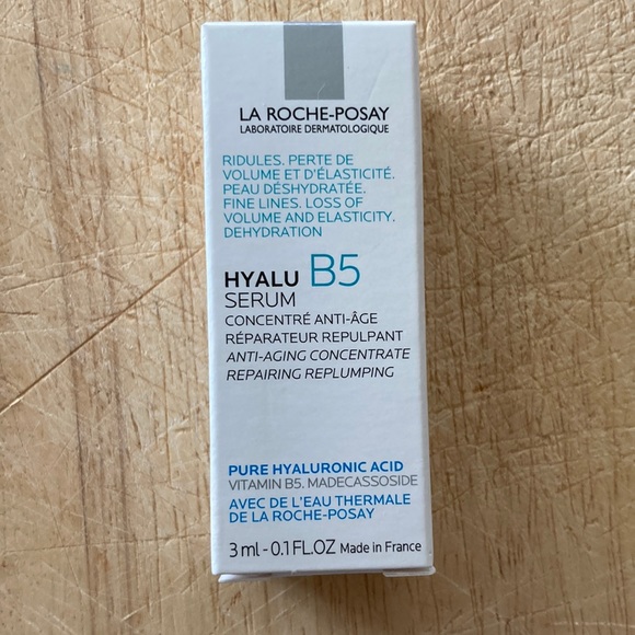 La Roche-Posay | Hyalu B5 | Pure Hyaluronic Acid Hydrating Face Serum | Mini - Picture 3 of 5